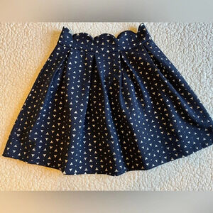 Alya Scallop Top Navy & White Geometric Graphic Print Skirt NWT Women's Size S